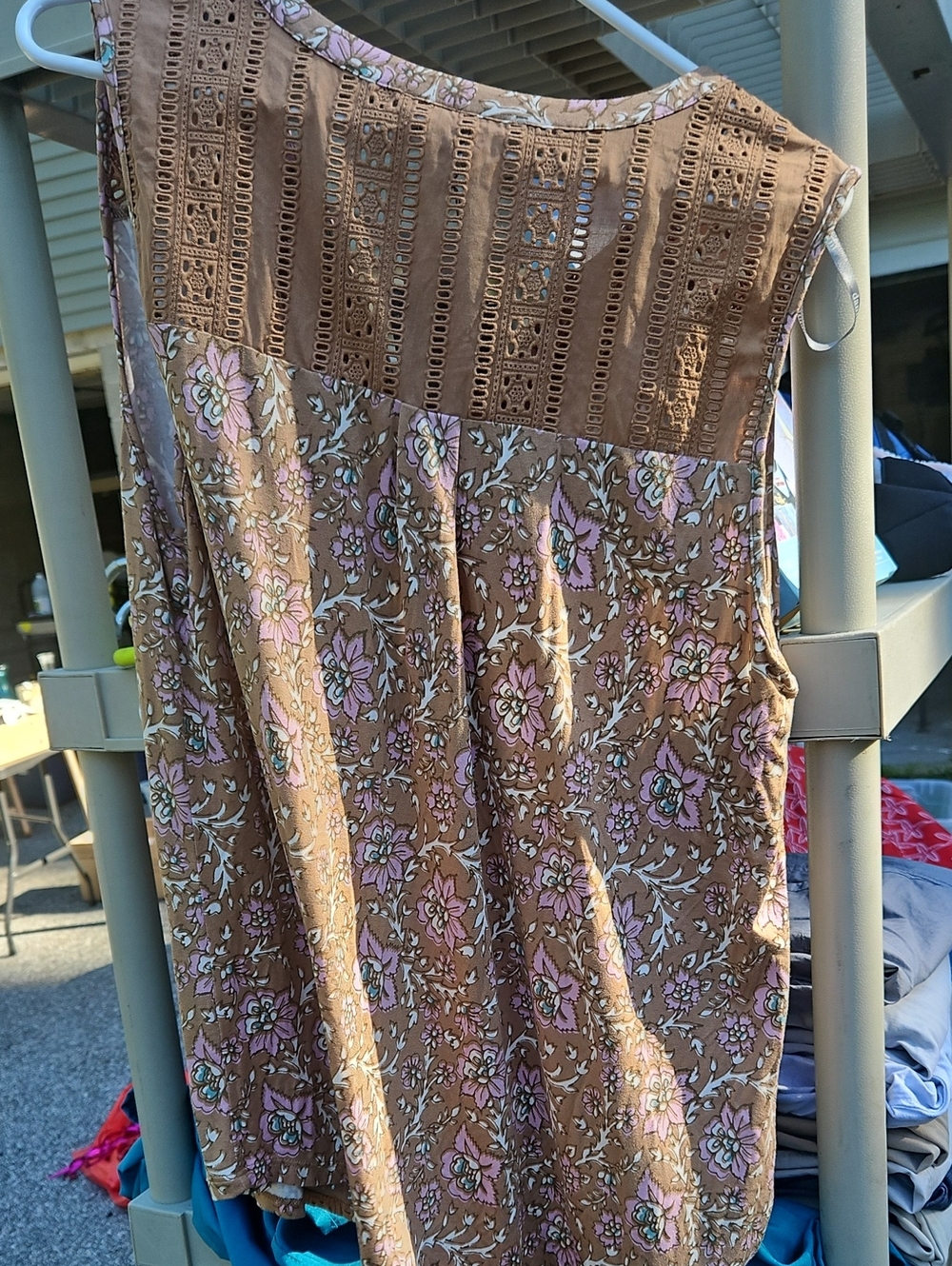 Daniel Rainn Brown Floral Button-Front Sleeveless Shirt - Picture 3 of 3